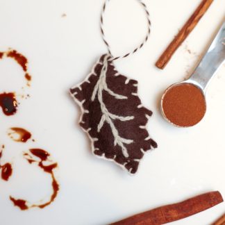 Day 7- Frau Holle (free pattern)